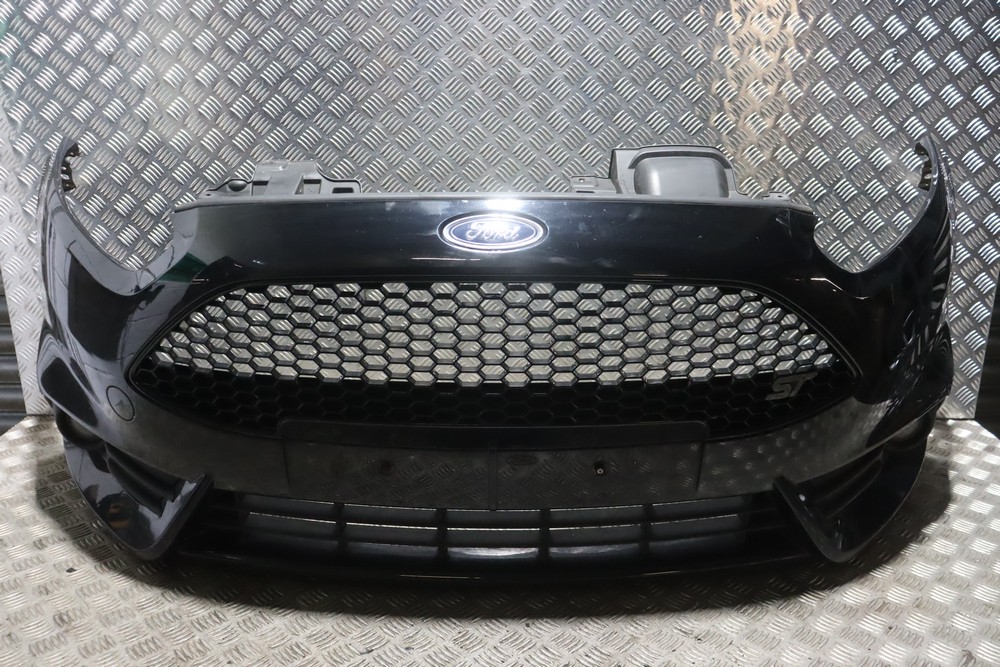 FORD FIESTA MK7.5 ST180 FRONT BUMPER WITH GRILLS AND FOG LIGHTS IN BLACK –  Afordable Bits